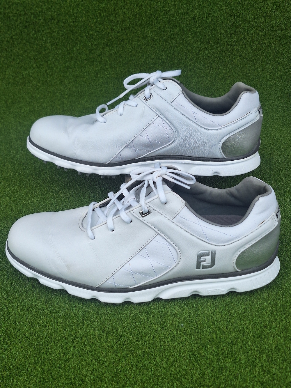 FootJoy Men’s White and Silver Golf Sneakers